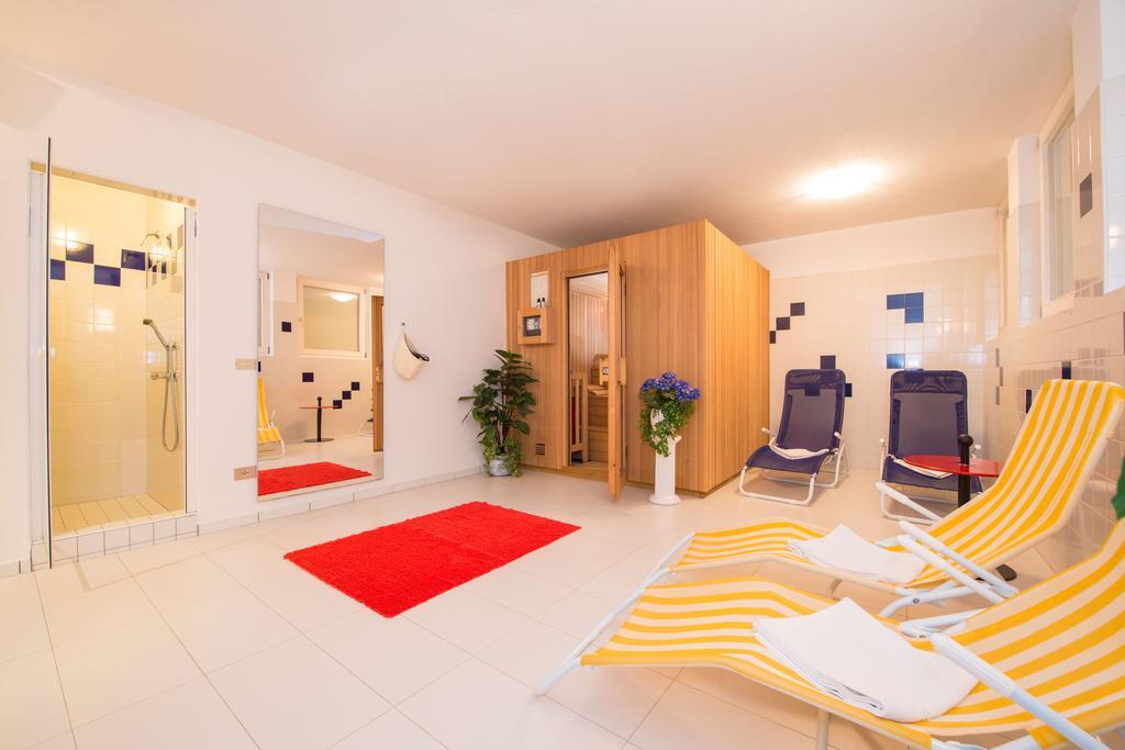 Apartment Edelweiss Brunico Exterior foto